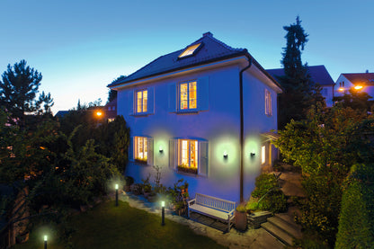 LED nástenné svietidlo 10W IP44 3000K 270° – nástenné LED svietidlo LEDVANCE