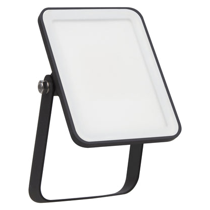 LED reflektor 100W IP65 4000K 110° – vonkajšie LED svietidlo OSRAM