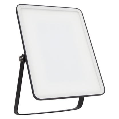 LED reflektor 30W IP65 6500K 100° – vonkajšie LED svietidlo LEDVANCE