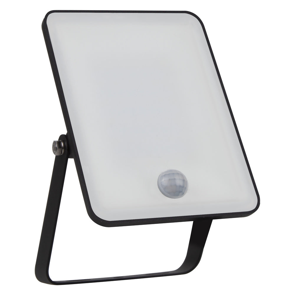 LED reflektor 10W IP65 4000K – vonkajšie LED svietidlo OSRAM