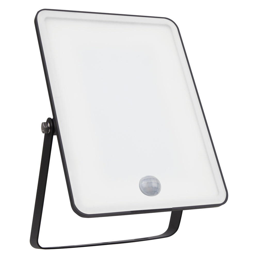 LED reflektor 10W IP65 6500K 100° – vonkajšie LED svietidlo OSRAM