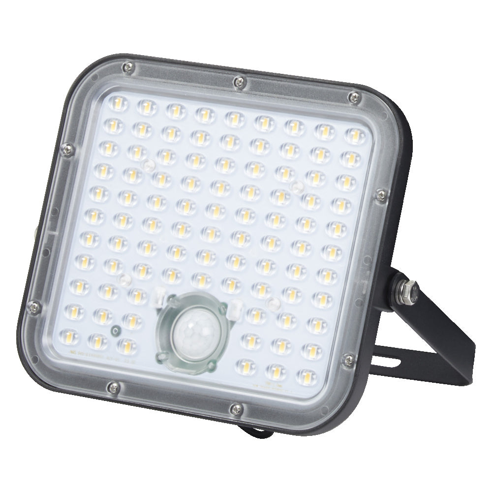 LED reflektor 10W IP65 4000K 120° – vonkajšie LED svietidlo LEDVANCE