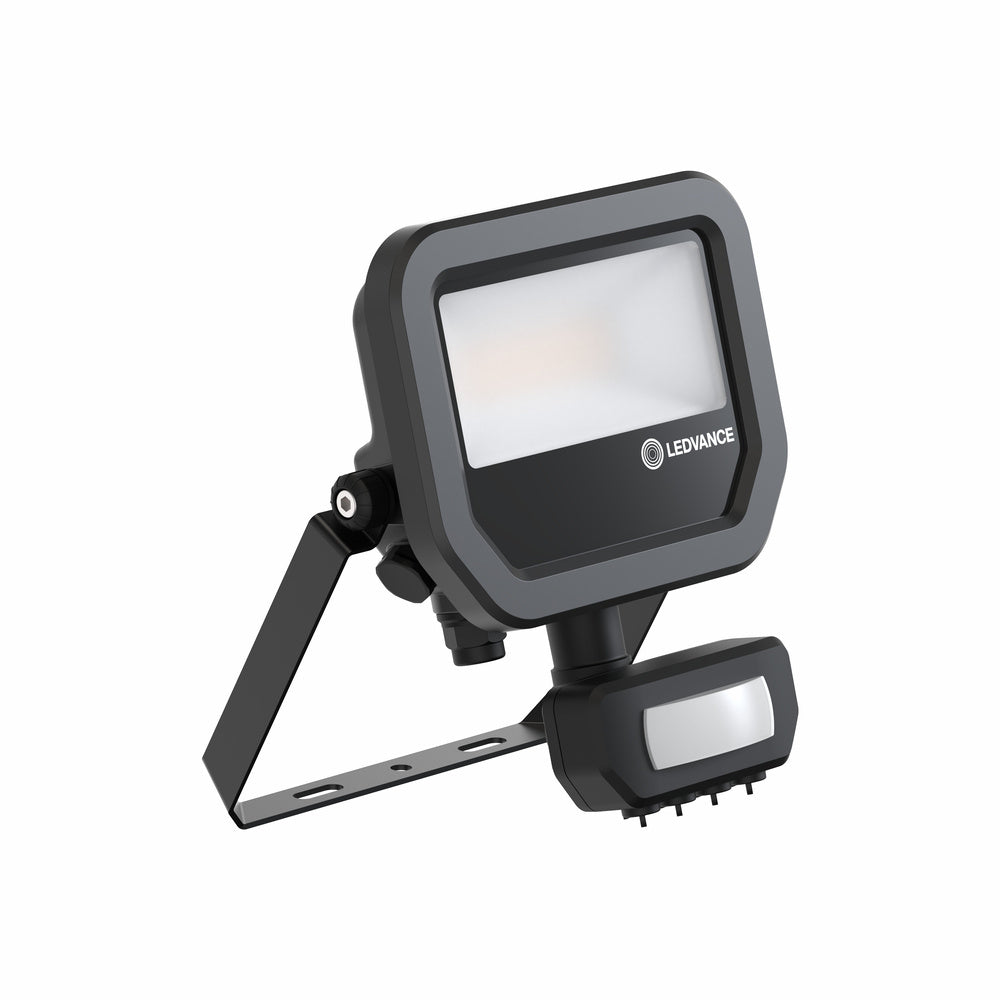 LED reflektor 8W IP65 4000K 100° – vonkajšie LED svietidlo LEDVANCE