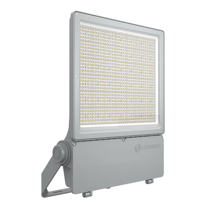 LED reflektor 450W IP66 3000K 45° – vonkajšie LED svietidlo LEDVANCE