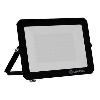 LED reflektor 30W IP65 3000K 105° – vonkajšie LED svietidlo LEDVANCE