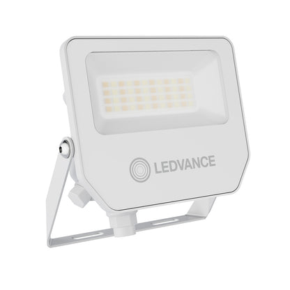 LED reflektor 18W IP65 3000K 100° – vonkajšie LED svietidlo LEDVANCE